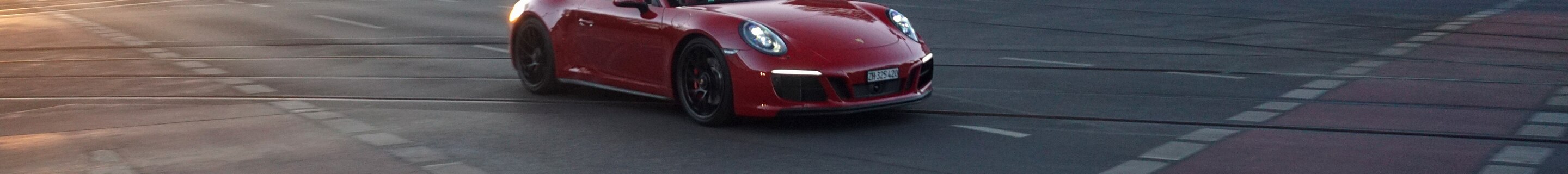 Porsche 991 Carrera 4 GTS Cabriolet MkII