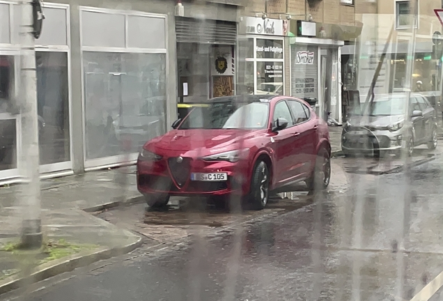 Alfa Romeo Stelvio Quadrifoglio 2023