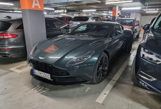 Aston Martin DB11 AMR