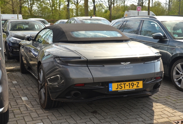 Aston Martin DB11 V8 Volante