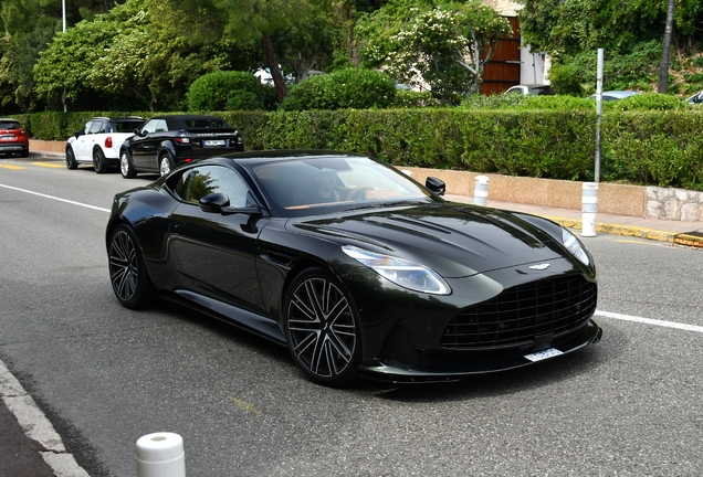Aston Martin DB12