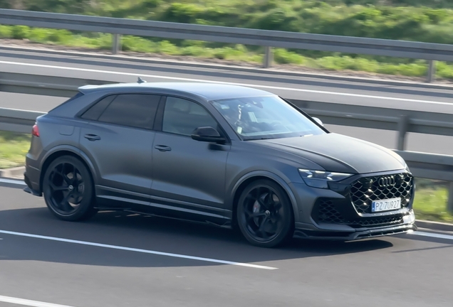 Audi RS Q8 2024