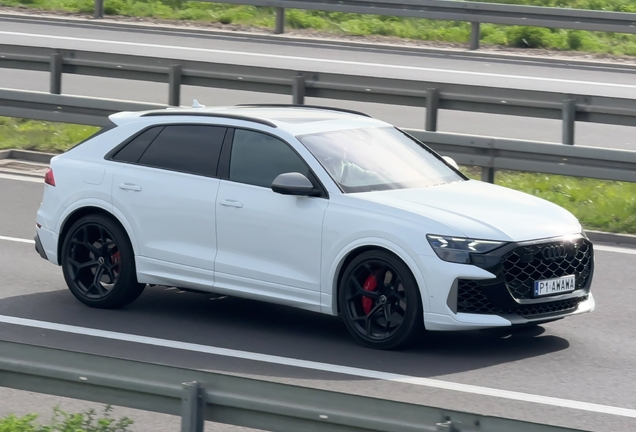 Audi RS Q8 2024