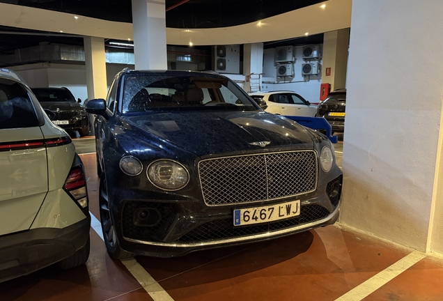 Bentley Bentayga Hybrid 2021