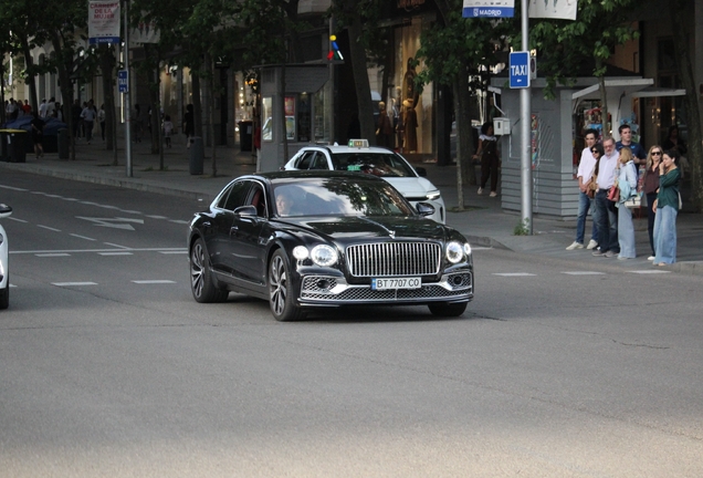 Bentley Flying Spur V8 2021