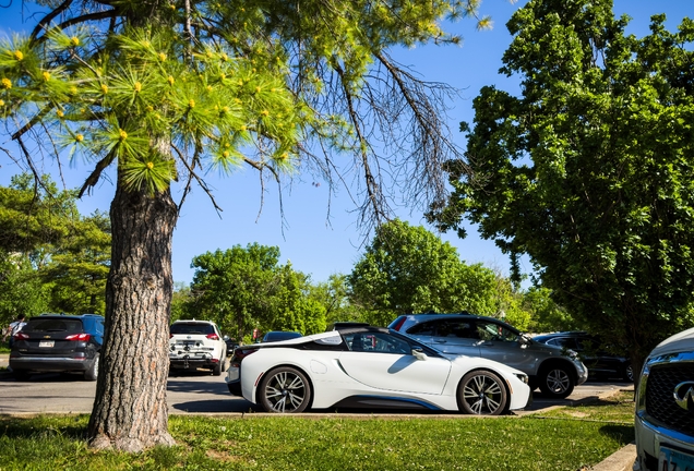 BMW i8 Roadster