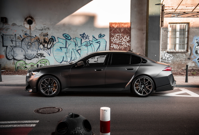 BMW M5 G90