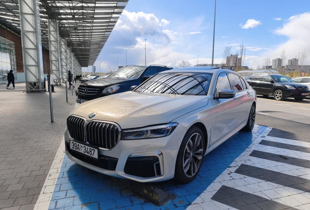BMW M760Li xDrive 2019