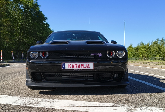 Dodge Challenger SRT Hellcat Widebody