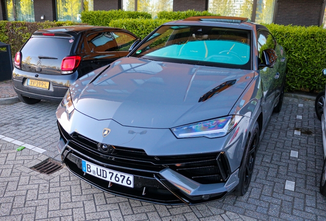 Lamborghini Urus S