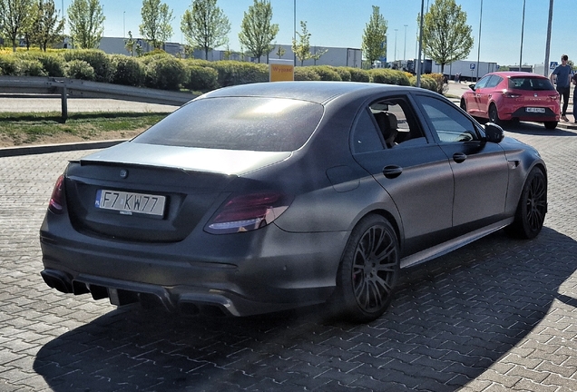 Mercedes-AMG Brabus E B40-700 W213