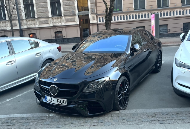 Mercedes-AMG E 63 S W213