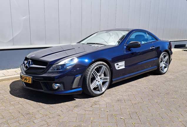 Mercedes-Benz SL 63 AMG