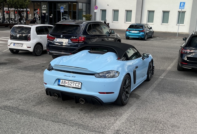 Porsche 718 Spyder RS