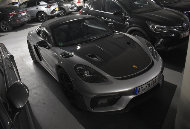 Porsche 718 Spyder RS Weissach Package