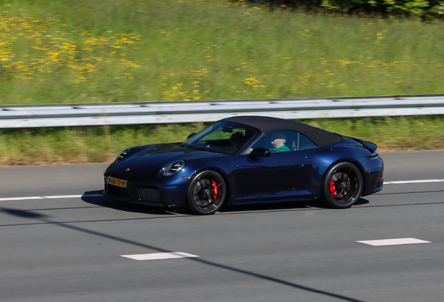 Porsche 992 Carrera 4 GTS Cabriolet MkII