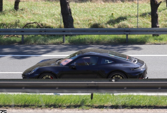 Porsche 992 Carrera 4 GTS MkII
