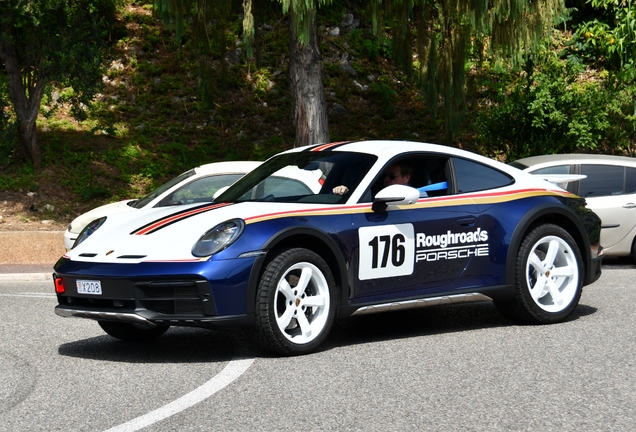 Porsche 992 Dakar