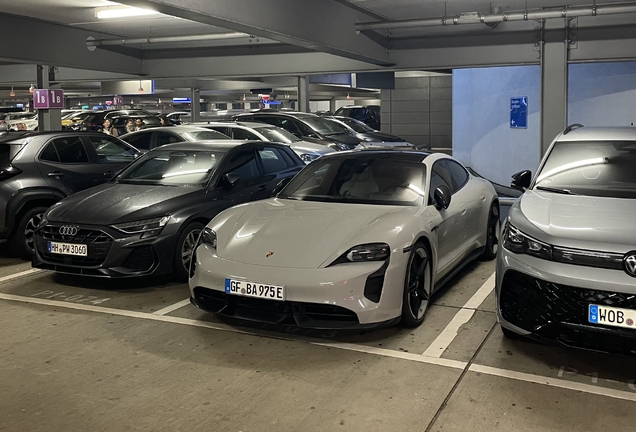 Porsche Taycan Turbo S MkI