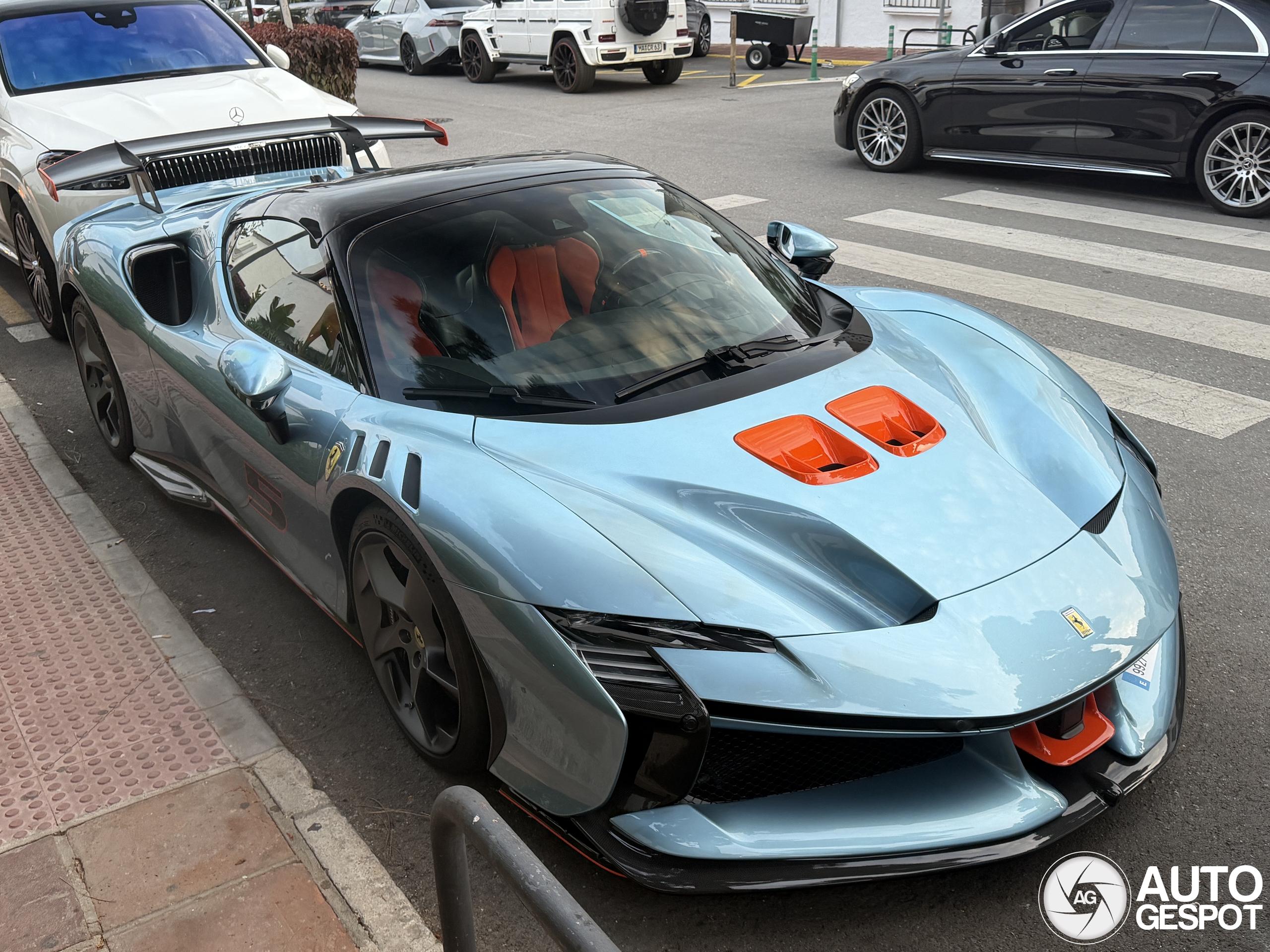Hele fijne Ferrari SF90XX in Spanje gespot