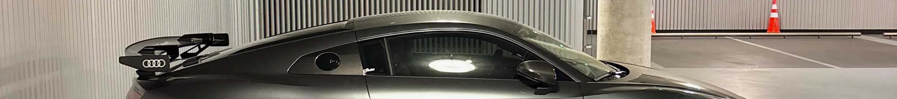 Audi R8 V10 Plus 2015