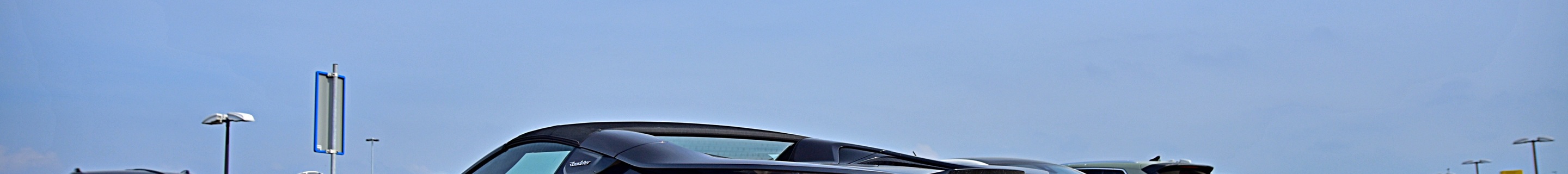 BMW i8 Roadster