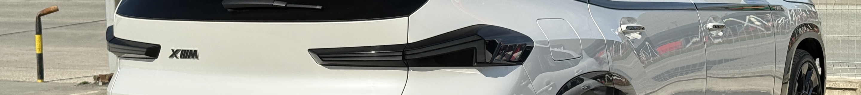 BMW XM G09