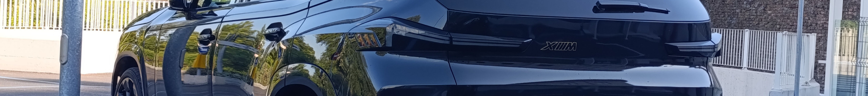 BMW XM G09