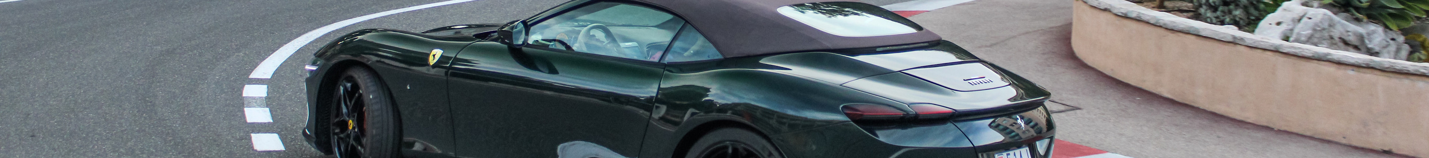 Ferrari Roma Spider