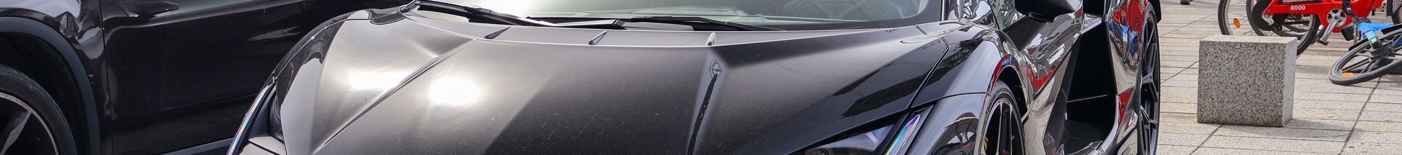 Lamborghini Revuelto