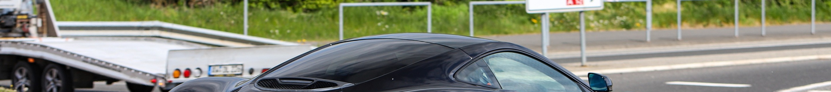 McLaren 570S