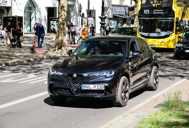 Alfa Romeo Stelvio Quadrifoglio 2023