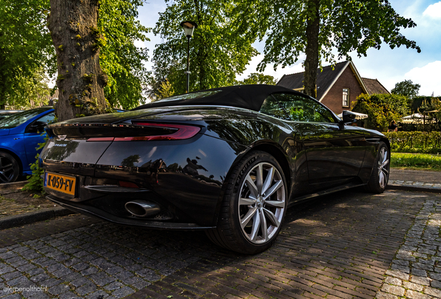Aston Martin DB11 V8 Volante