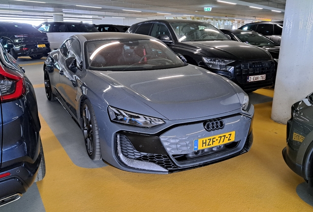 Audi RS E-Tron GT 2025