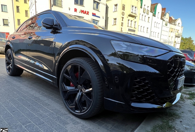 Audi RS Q8 2024