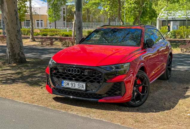 Audi RS Q8 2024