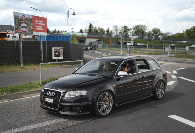 Audi RS4 Avant B7