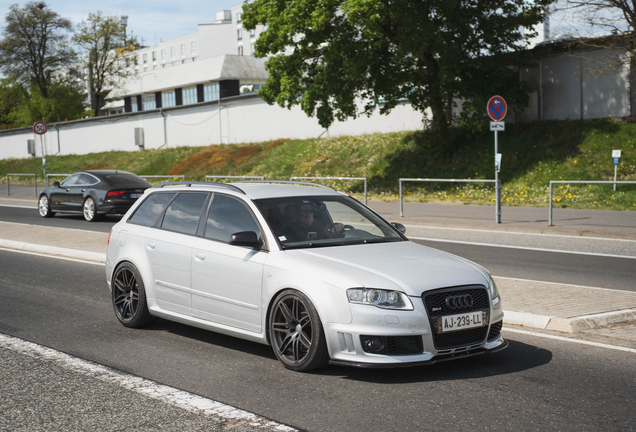 Audi RS4 Avant B7