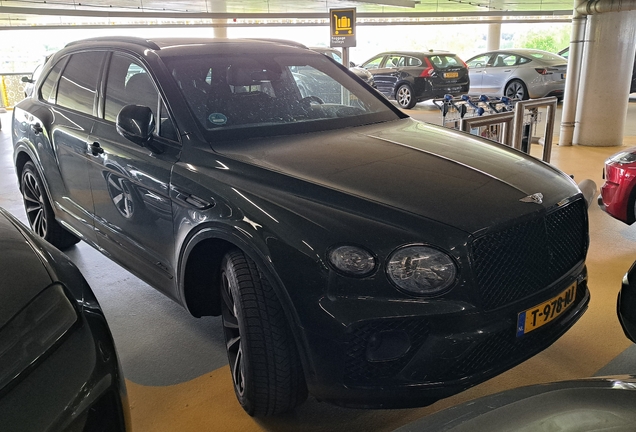 Bentley Bentayga Hybrid Azure