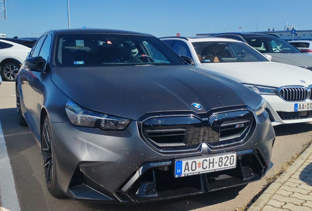 BMW M5 G90