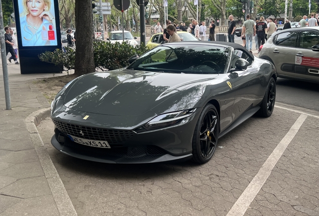 Ferrari Roma Spider