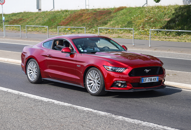 Ford Mustang GT 2015