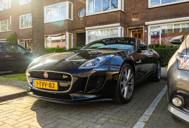 Jaguar F-TYPE S Coupé
