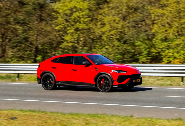 Lamborghini Urus Performante
