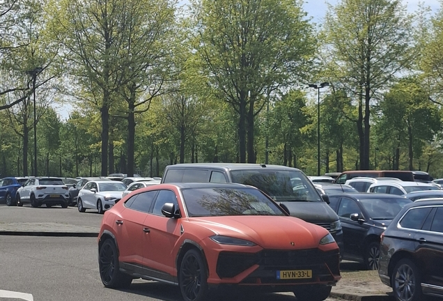 Lamborghini Urus SE