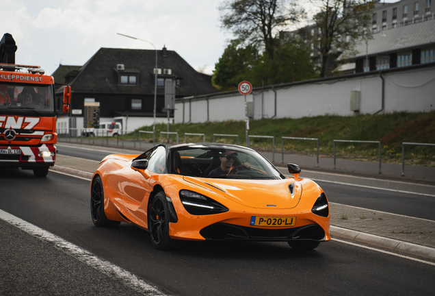 McLaren 720S Spider