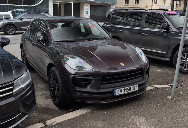Porsche 95B Macan GTS MkIII
