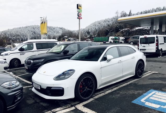 Porsche 971 Panamera Turbo Sport Turismo