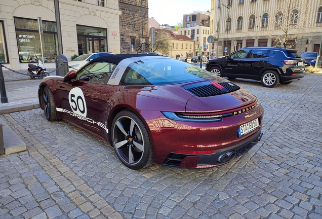 Porsche 992 Targa 4S MkI Heritage Design Edition