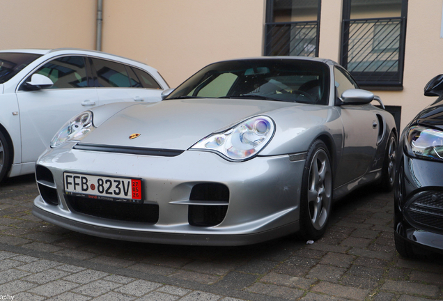Porsche 996 GT2